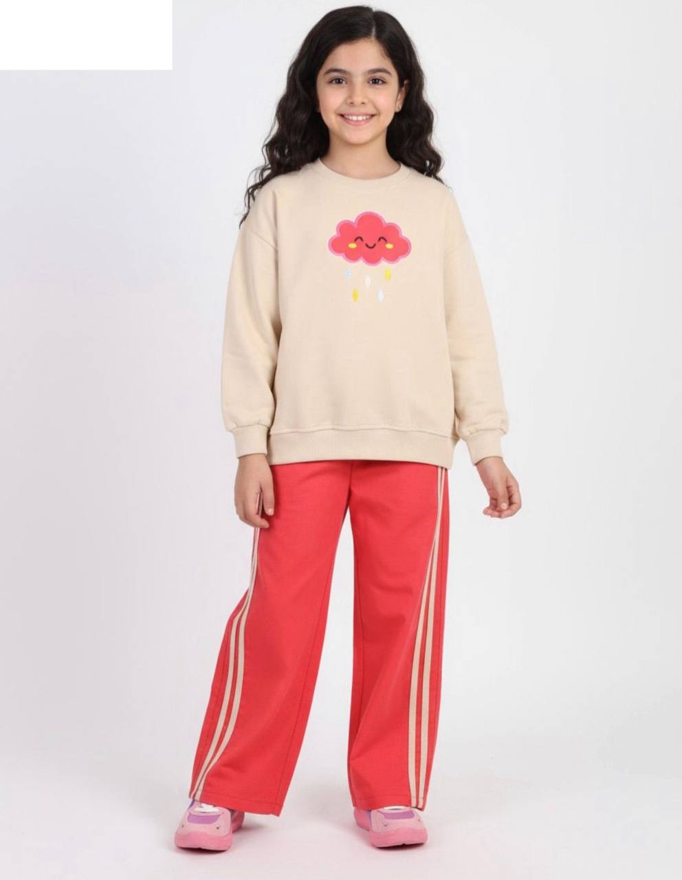 بلوز شلوار کتان گلدوزی طرح ابر دخترانه – شیک و راحت برای روزهای شاد